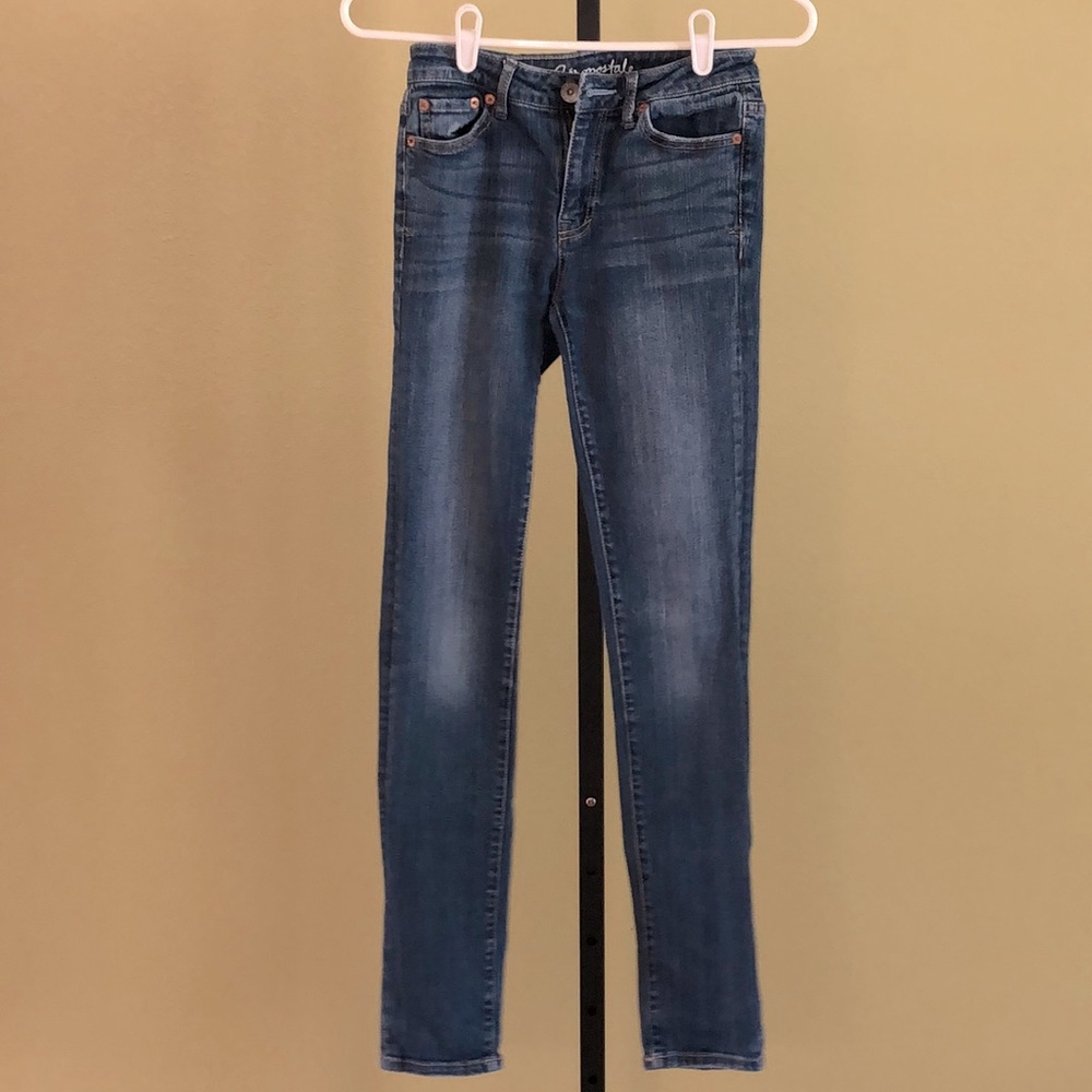 Aeropostale Women’s Ayla Mid-Rise Skinny Jeans